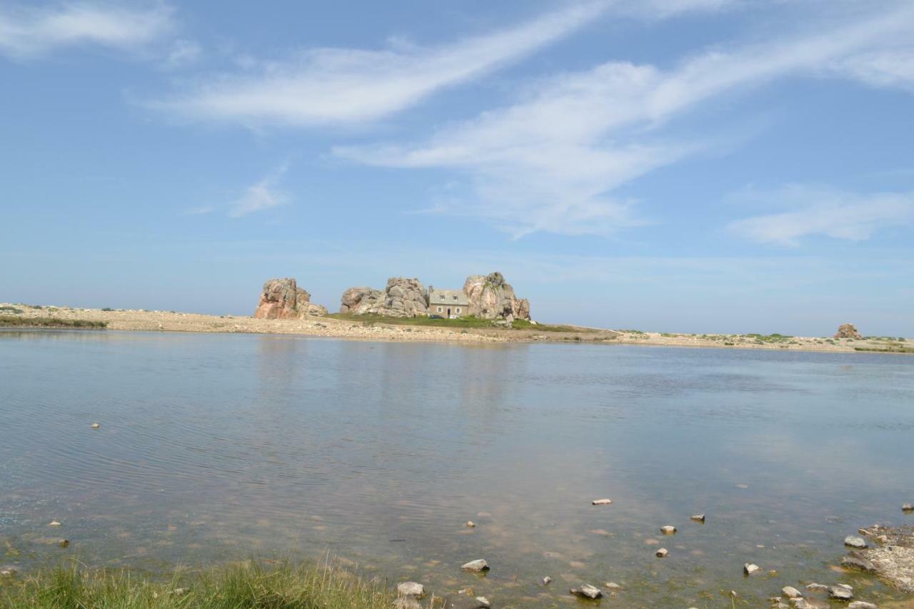 Gite Du Port Sur La Presqu'Ile De Lezardrieux Exterior photo